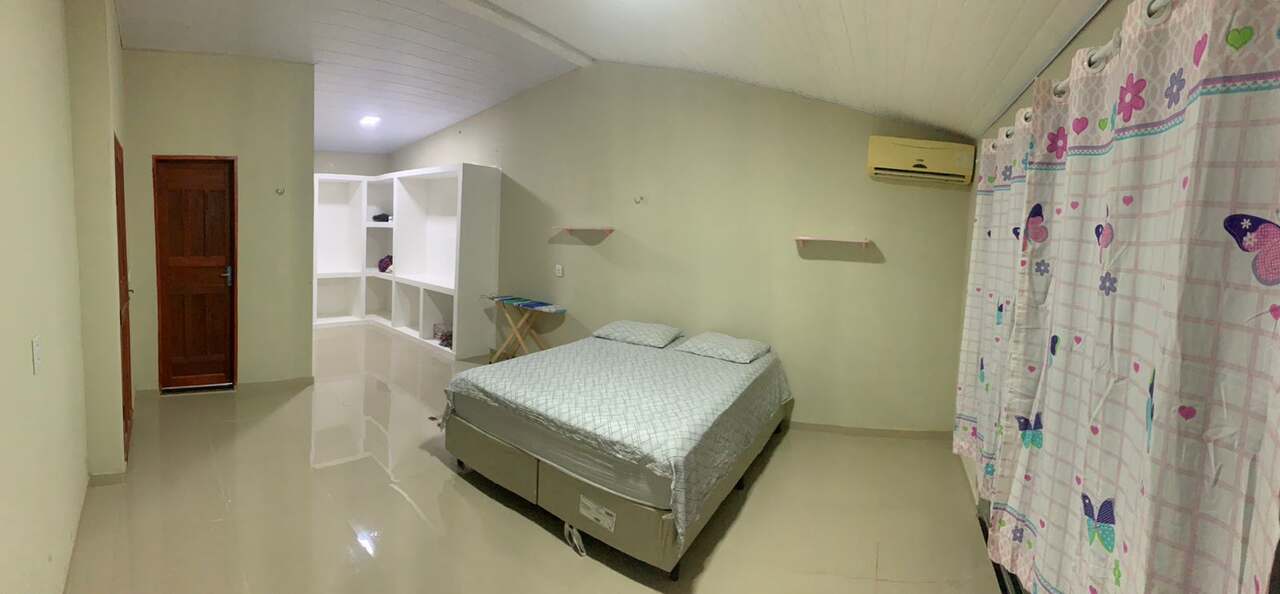 Casas para alugar em Salinas PA: Veraneio com 2 Quartos e Quintal